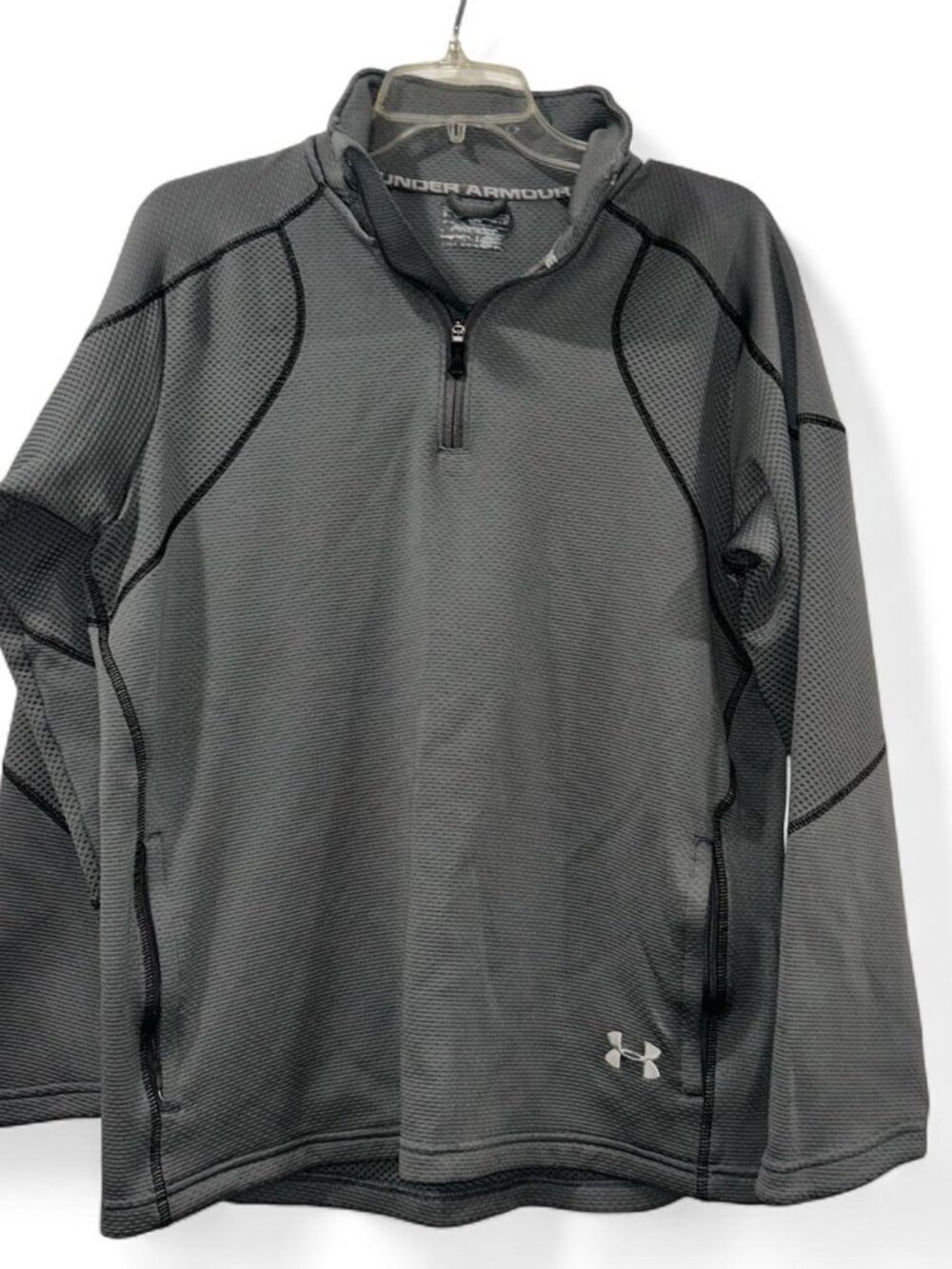 Under Armour Men's Gray/Black Quarter Zip Pullover Medium